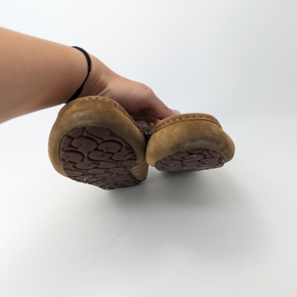 Ugg Ansley Stud II Medallion  Suede Bling Moccasin Slippers, 1119100, Size 7 - Picture 5 of 6